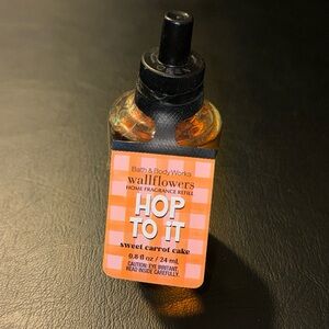 🆕 SWEET CARROT CAKE - Wallflower Refill Bulb Wallflowers Bath & Body Works RARE